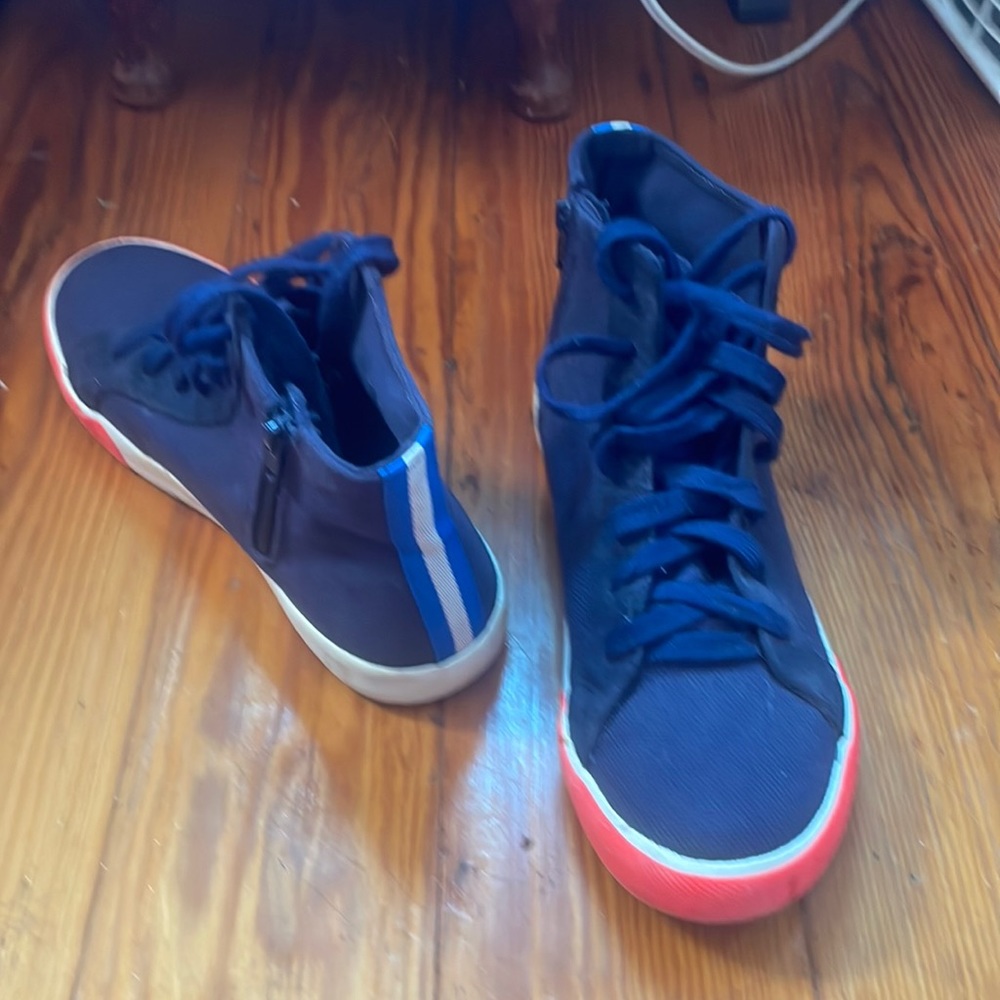 MiniBoden high-rise canvas sneakers